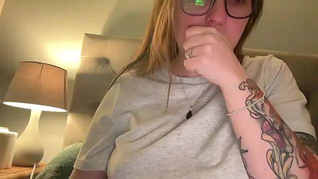 short sweetpea online show from January 13, 9:24 am