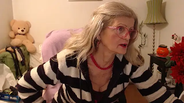 BlairFort online show from November 25, 8:09 pm