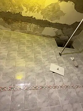 Alicbranca online show from October 9, 5:22 am