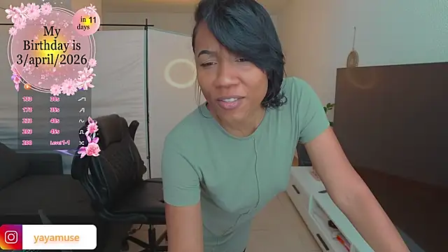 Therainqueen online show from March 24, 9:36 am