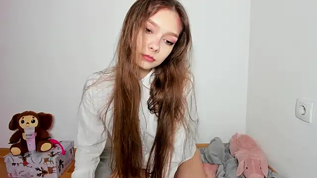 Michelle Melnss online show from November 23, 8:43 pm