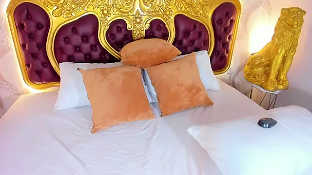 Dulce 26  online show from October 6, 5:07 pm