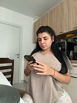 Snapshot of Scarlett-Dream chatting on September 16, 7:27 am Scarlett-Dream online show from September 16, 7:27 am
