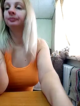 BustyBlond online show from November 2, 10:07 am