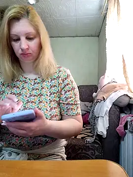 BustyBlond online show from March 25, 5:44 am