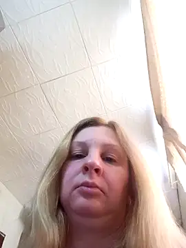 BustyBlond online show from April 11, 7:45 am