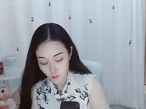 Snapshot of Angel-C chatting on September 30, 2:06 am Angel-C online show from September 30, 2:06 am