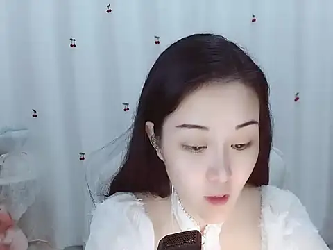Snapshot of Angel-C chatting on October 13, 3:42 am Angel-C online show from October 13, 3:42 am