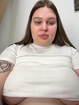 Snapshot of perfect_sweety_girl chatting on September 12, 9:55 pm perfect sweety girl online show from September 12, 9:55 pm