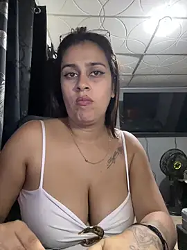 Latina sexy1 online show from February 12, 12:56 am