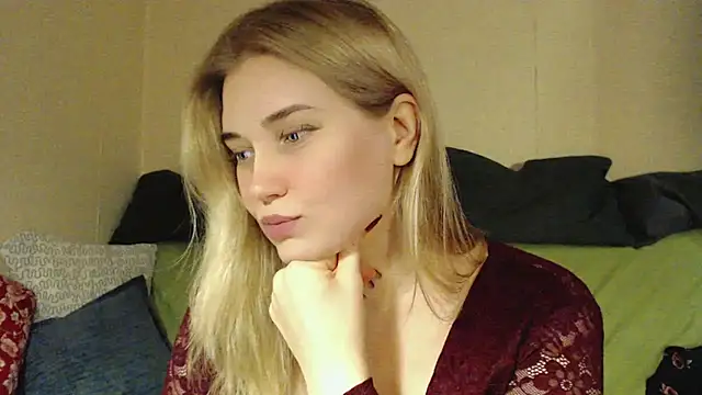 Snapshot of mmmPinUpGirl chatting on October 1, 5:29 pm mmmPinUpGirl online show from October 1, 5:29 pm