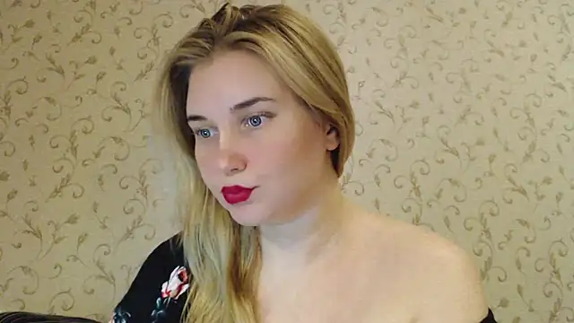 Snapshot of mmmPinUpGirl chatting on September 17, 8:40 pm mmmPinUpGirl online show from September 17, 8:40 pm