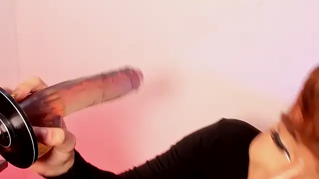 Chris boy  online show from November 5, 6:40 am