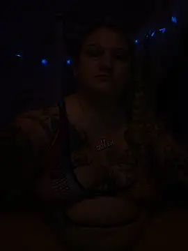 Snapshot of SexyZannaRose chatting on September 22, 1:48 am SexyZannaRose online show from September 22, 1:48 am