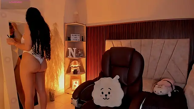  Niah  online show from April 2, 9:12 pm