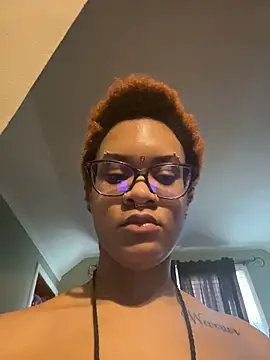 nickytheehawtie online show from March 6, 2:34 pm