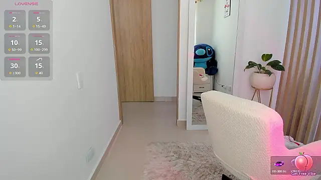 Katysmith26 online show from January 14, 9:31 pm