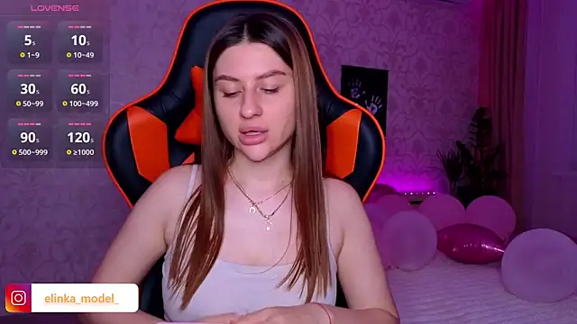 Elishka  online show from August 6, 8:27 pm
