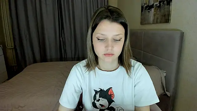 SoniNesti online show from October 14, 4:42 pm