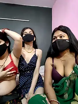 cutee  crazy online show from April 3, 3:10 pm