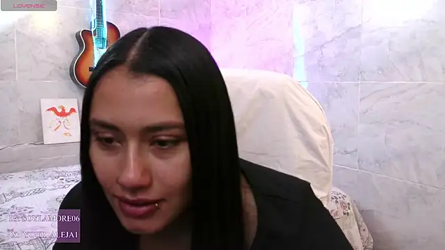 LauraRuiz1 online show from June 5, 10:49 pm