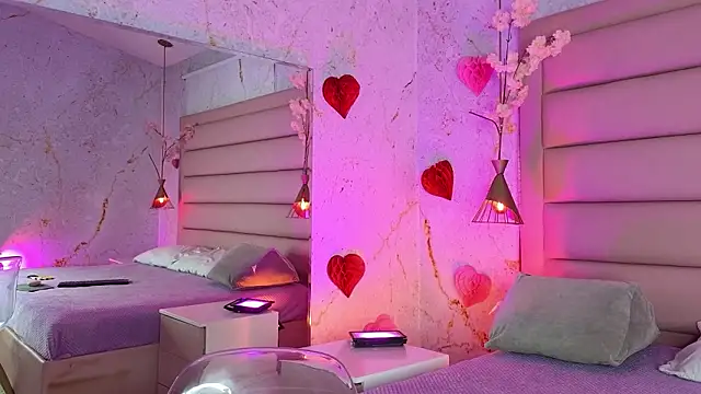 Evangelyne 1 online show from March 8, 3:38 pm