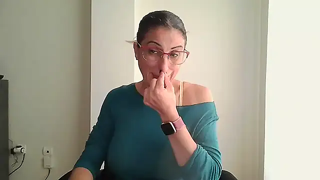 Sanada hot online show from October 15, 1:36 pm