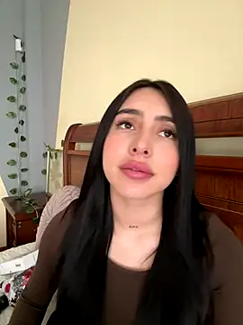 Snapshot of isabella_jade chatting on October 17, 5:27 pm isabella jade online show from October 17, 5:27 pm
