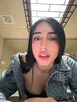 Snapshot of isabella_jade chatting on September 23, 1:20 pm isabella jade online show from September 23, 1:20 pm