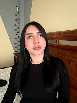 Snapshot of isabella_jade chatting on October 16, 5:15 pm isabella jade online show from October 16, 5:15 pm
