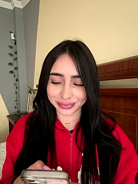 Snapshot of isabella_jade chatting on October 7, 1:37 pm isabella jade online show from October 7, 1:37 pm