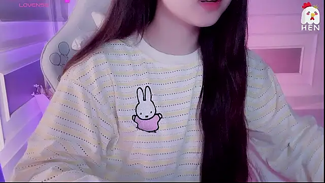 hen237 online show from April 18, 5:59 pm