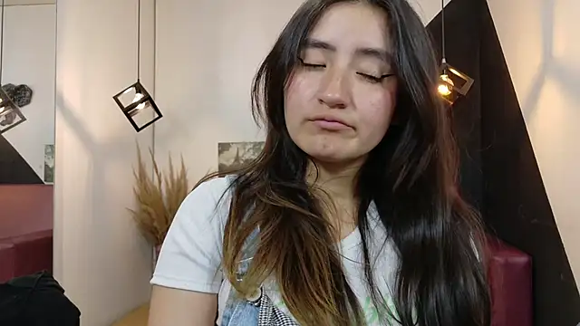 Perla Campbell online show from November 29, 4:33 pm