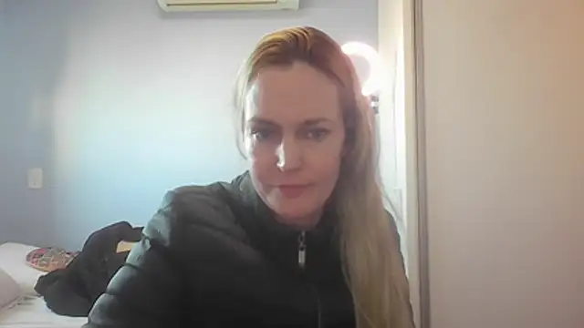 Annylove1 online show from July 20, 10:50 am