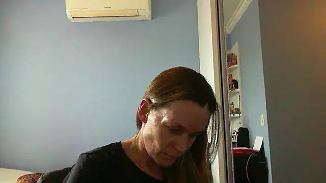 Annylove1 online show from September 19, 5:45 pm