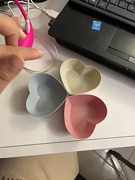 Im sophiie online show from March 31, 6:46 am