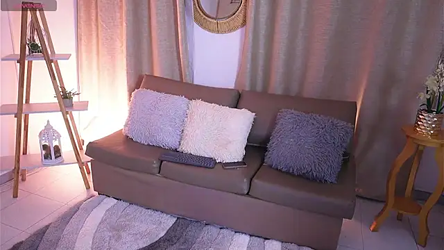 Valeriestyle online show from November 17, 4:02 am