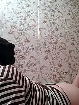 Zulfiya Bruce online show from April 10, 6:03 pm