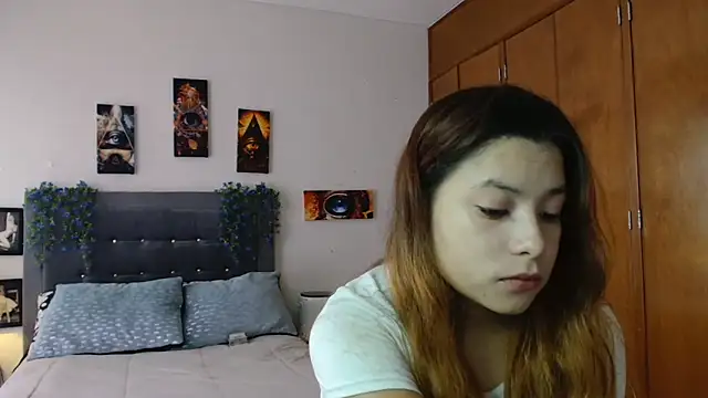 Snapshot of 3littleschoolteens chatting on October 14, 4:20 pm 3littleschoolteens online show from October 14, 4:20 pm