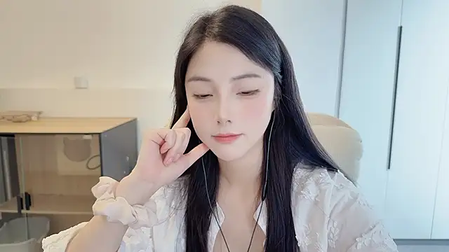 HaagenDazs  online show from June 24, 3:49 am
