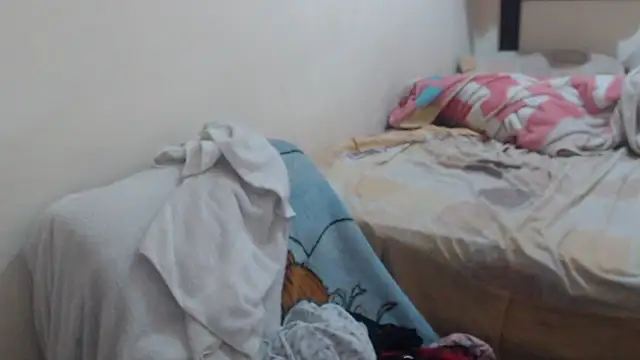 SEXY SENSUALSARA online show from September 9, 5:24 pm