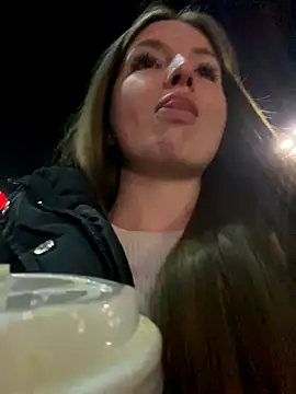 KrisMagnoly online show from September 30, 6:02 pm