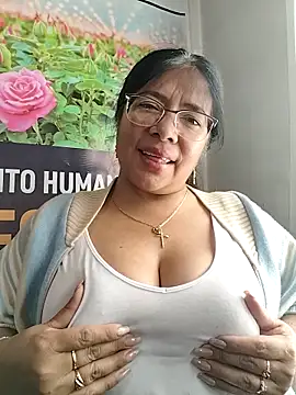   valentina18 online show from April 30, 8:57 pm