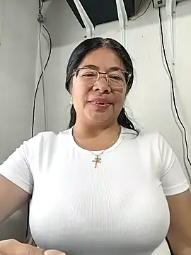   valentina18 online show from July 27, 1:08 pm