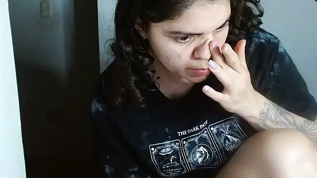 Nikkykora15 online show from December 20, 3:21 am