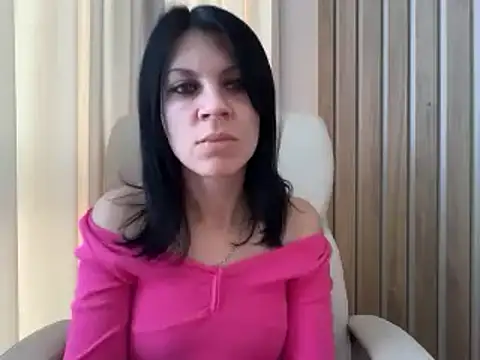 InjaAtHome online show from November 19, 8:25 am