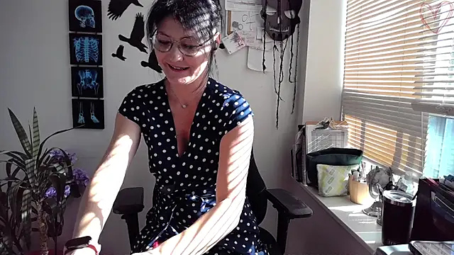 Snapshot of City_Kat chatting on October 6, 2:34 pm City Kat online show from October 6, 2:34 pm