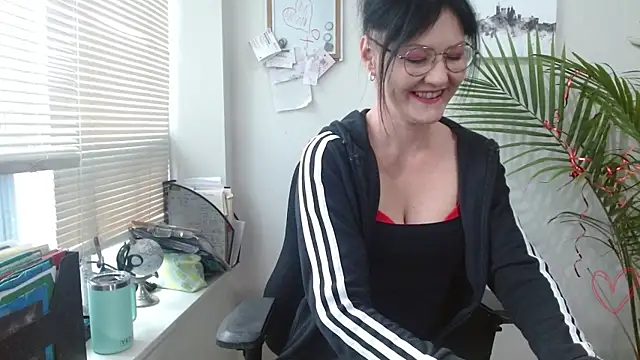 City Kat online show from April 10, 3:07 pm