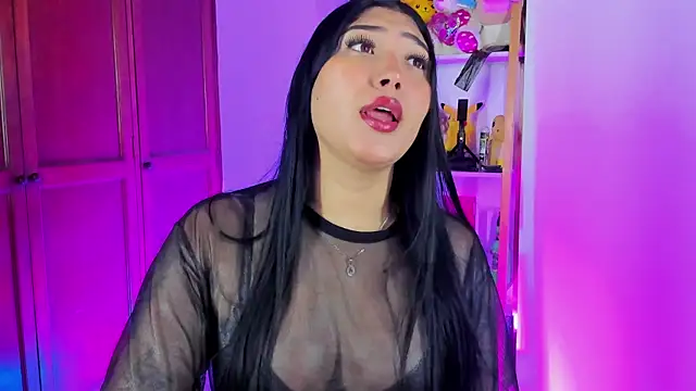 eymy-hadid online show from September 24, 3:00 pm