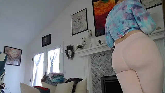 AuroraWillows online show from November 23, 7:26 pm